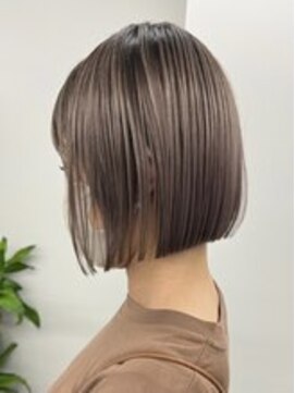 ジルブラン 横浜関内(JIL BLAN) ミルクティーベージュ白髪ぼかしハイライトダブルカラーブリーチ