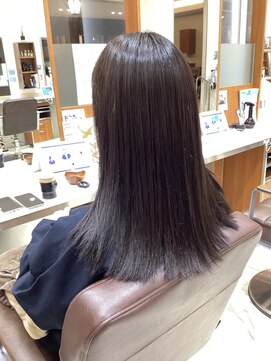 ピークアブー アヴェダ アトレ恵比寿(PEEK-A-BOO AVEDA) ラウンドグラデーション