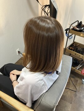 エムアンドスマート 松山(M&SMART) ナチュラルミディアムヘア