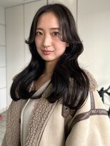 イロウ 天神大名店(IROW)&nbsp;くびれヘア　韓国風　センターパート　顔周りカット【天神大名】