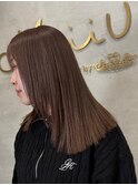 大人可愛いシースルーバングストレートぱつっとロング小顔カラー