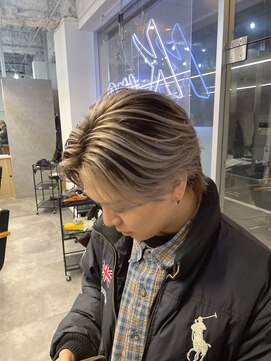 メンズサロン キング 梅田店(Men’s salon K!ng) 波巻きツイストスパイラルパーマ/フェザーパーマ/眉毛/メンズ