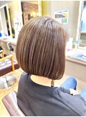 大人ショート細めハイライト白髪ぼかしくすみカラー40代50代
