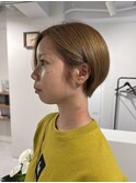 ショートボブ