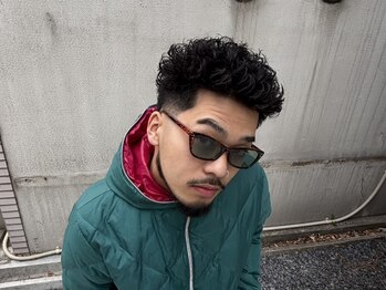 グラッシー(GLASSY)の写真/[地下鉄四つ橋線/肥後橋・本町駅から徒歩5分/靭公園前]バーバーの概念が覆る！＜GLASSY BARBER&SUPPLY＞