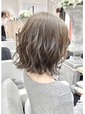 10代/20代/30代 グレージュ メルティカラー 外ハネ ミディアム