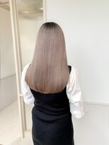 シェーン 仙台駅広瀬通店(schon)&nbsp;【schon】ベージュ×ミルクティー×前髪×イヤリングカラー