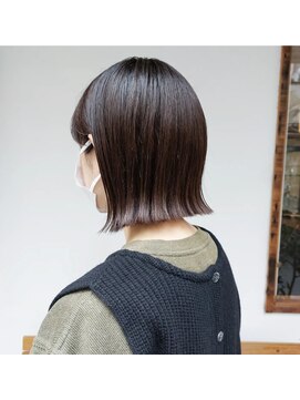 カウチ(Kauti) シンプルミディボブ