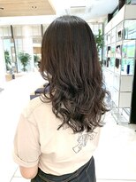 ステアケース 武蔵小杉店(stair:case)&nbsp;2022年人気レイヤーカット　コテ巻き風パーマ