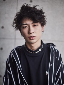 ヘアサロン ドットプラス 町田店(dot. plus) スパイラルパーマ【町田/町田駅】サイドグラデーション