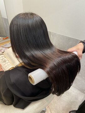 トゥーリ 藤崎店(tuuli) 高畠弘輝、艶髪、美髪、ペールベージュ