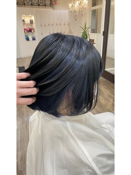 ジッピー ヘアーコレクション インナーカラー ナチュラルボブ ハイトーンカラー