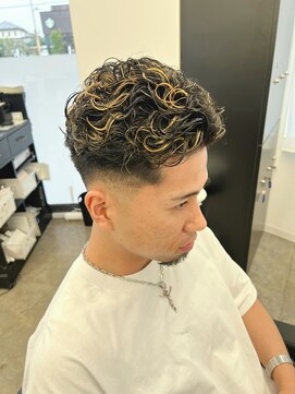 ラッドバイプティパ(rad...by petit-pas) メッシュ×極道パーマ/フェード/パーマ/水戸