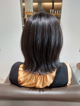 アロー(Arrow) くくり癖をいかした外はねボブ☆