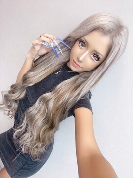 エミーバイモアムー(Emmie byMoremuu) 【埼玉ギャルの救世主】テディベアハイライト