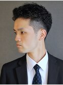 刈り上げツーブロックハードパーマショート