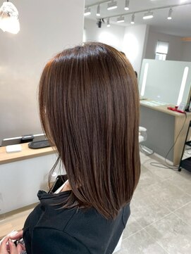 ビビバイベル(BiVi by BHEL) 桑名ロングレイヤーカットロングヘアピンクブラウンカラー韓国