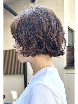 ナループロアオハナ(Nalu pu loa ohana) ボブパーマミニボブパーマフレンチボブパーマ外国人風パーマ