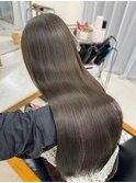 オリーブグレージュ×縮毛矯正