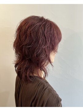 ピュアソウル(Pure Soul) くせ毛を活かすミディアムレイヤー ピンクカラー
