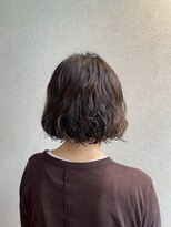 ココ(qoqo) 切りっぱなしボブ パーマスタイル