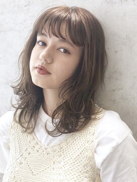 ヴィジョン(VISION) ほつれ束感ミディアム×アッシュグレージュ×前髪シースルー