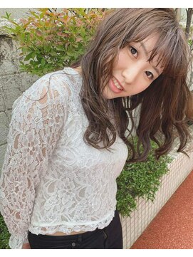 ヘアーデザイン ルシア(Hair Design Lucia) ゆるふわロング