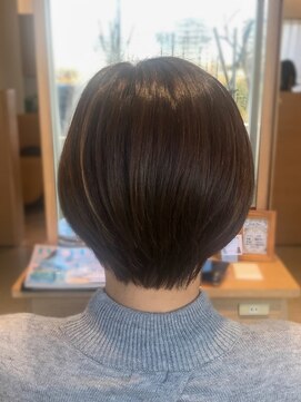 アドラーブル 万代店 (adorable) 【シークレットハイライト】大人ショート　20代30代40代