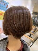 ショートボブ