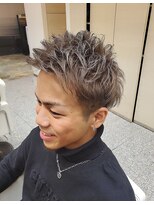 リスペクト マンボ(RESPECT MAMBO)&nbsp;波巻きツイストスパイラル/刈り上げセンターパート/豊田