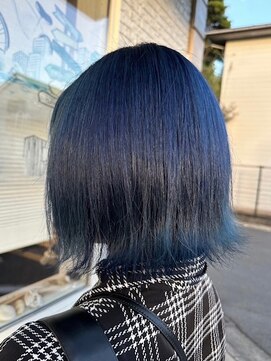 ラグジュアリーサロン ウィッシュ(Luxury Salon Wish) ダブルカラー 前下がりボブ 外ハネボブ ヘルシースタイル