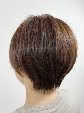 ハイナ(Hi...na) ショートカット