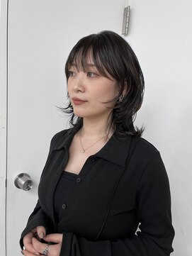 カルテ(QUARTE) エンドカラー×ウルフカット