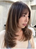 ハイライトカラーミルクティーベージュレイヤーカット
