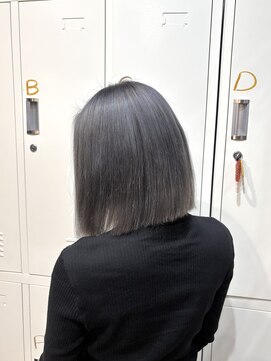 アヤナバイアヤラ 西船橋店(ayana by ayala) シルバーカラー