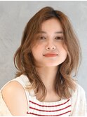 20代30代40代大人可愛い透明感ベージュ肩ライン外ハネ