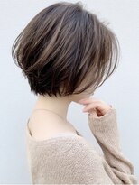 ルーファス メグロ(Ruufus Meguro) 【40代50代60代】丸みショートボブ/前髪なし/白髪ぼかし