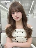 韓国レイヤーカットくびれ巻きハッシュカットヘーゼルベージュ