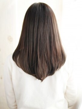 ナル 白山神社参道通り店(nalu) ツヤブラウンのナチュラルストレート