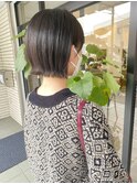 切りっぱなしミニボブ