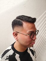 イナバ(Hair Life INABA) ハードパート風スキンフェード