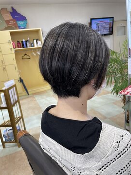 バンビの森 丸みショート