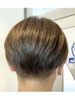 カットハウス はさみの部屋&nbsp;マッシュレイヤー/ハンサムショート/刈り上げ/ベージュ/前髪あり