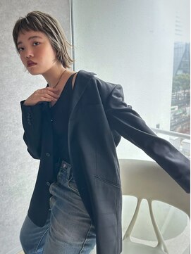 イトシテ ぱっつん前髪×アッシュベージュ【担当　ジン　トモヒト】