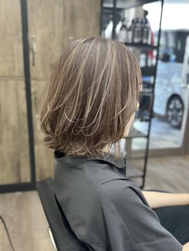ヴィフ 大船(VIF) ハイライトカラーレイヤーカットくびれヘアカット大船駅鎌倉