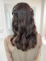 くびれヘアアプリコットオレンジ夏ヘアハイライトカラー