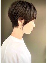 ラウンジ モリオ イケブクロ(Lounge MORIO Ikebukuro) 20代 30代 黒髪 ショートヘア 耳かけショート 丸みショート 池袋