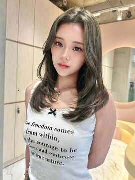 グロー オオミヤ アネックス 大宮(GLROW OMIYA ANNEX) 似合わせカット×ミディアムレイヤ髪質改善ブリーチなし[大宮]