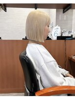 リンクバイビセ 髪質改善(link by vise)&nbsp;ブロンド＋切りっぱなしボブ/ブリーチ2～3回