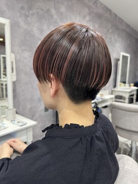 アルカナ(Arcana) 刈り上げマッシュショート/大人ショート